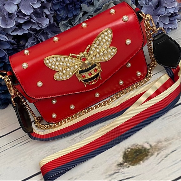 Beautiful Red Pearl Studded Bee Crossbody Purse - Picture 4 of 16